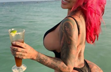 Öğretmen ile seks guess bikini