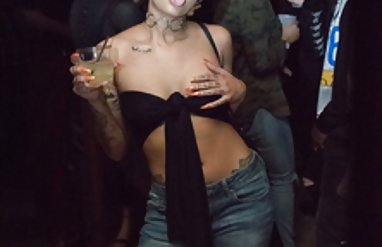 Teyze oysho bikini ile çocuk