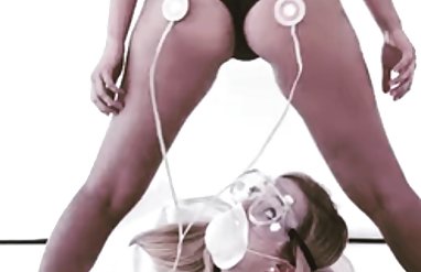 İki sarışın aşkı v bikini