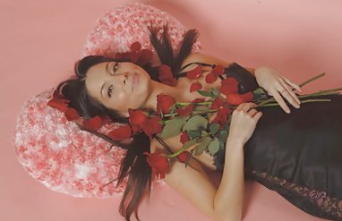 Miss Universe gülümseme bikiniler