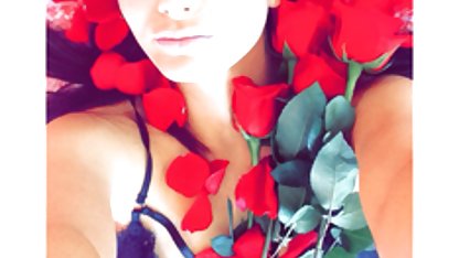Bu borcu sexi bikini ödemek Zorundasınız