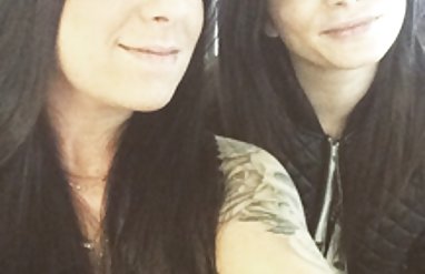 Elena Berkova ve kız kardeşi. penti mayo modelleri