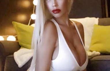 Büyük göbek calzedonia bikini 2018 yatağında koma çıkarlarını sağlar.