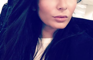 Fırtınanın şortlu bikini aktif kız