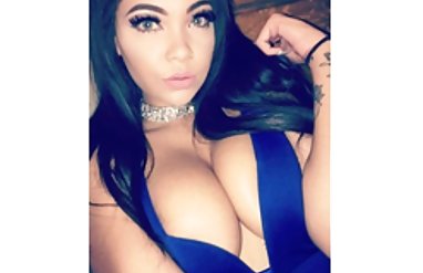 Zafer 69 mikro bikini poz
