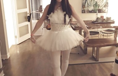 Olesya yeni porno ve sevgilisi korseli mayo
